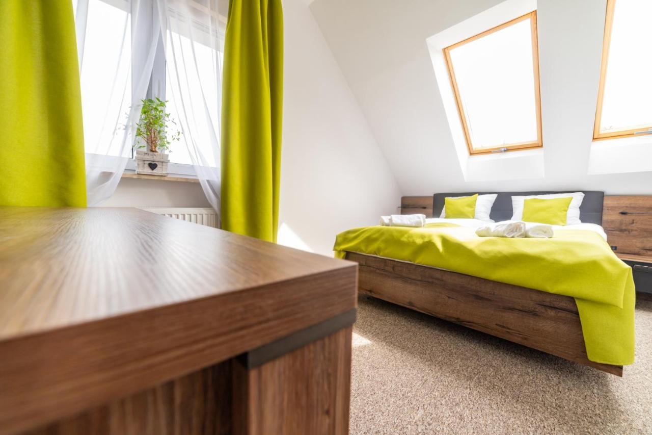 Rezydencja Klonowa Ober Wüstegiersdorf Buitenkant foto
